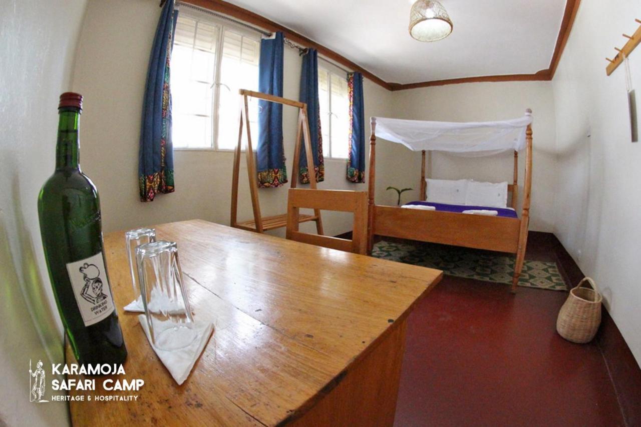 مبيت وإفطار Moroto Kara-Tunga Safari Camp المظهر الخارجي الصورة