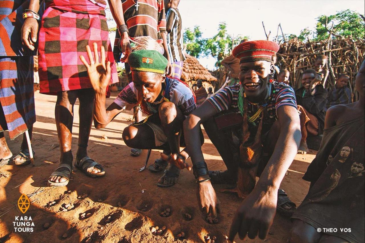 مبيت وإفطار Moroto Kara-Tunga Safari Camp المظهر الخارجي الصورة
